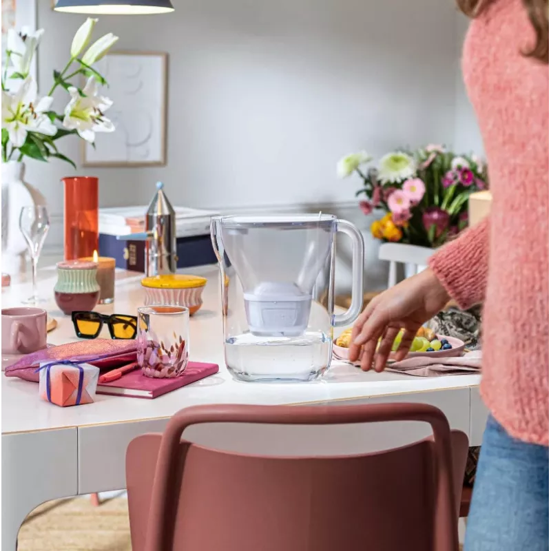 Ūdens filtra krūze BRITA Style Essential XL ar MAXTRA PRO Pure Performance kasetnēm (3) — balta
