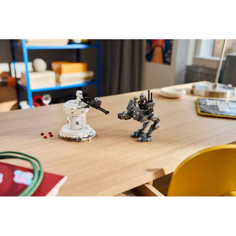 75444 Star Wars AT-RT uzbrukums