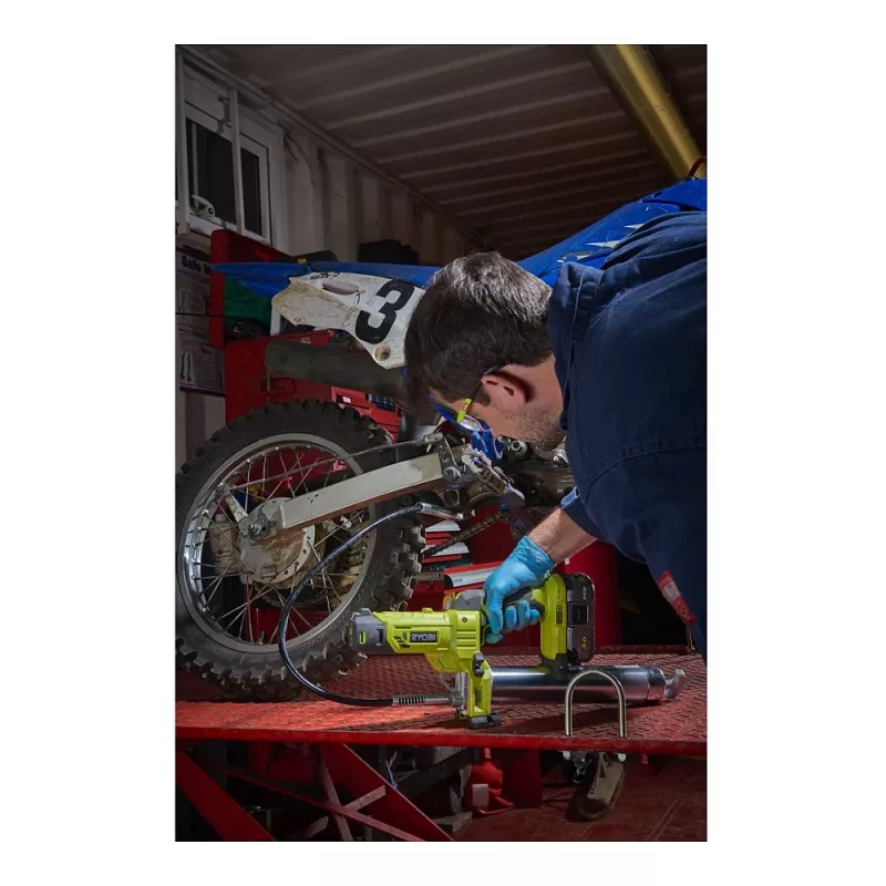 Ar akumulatoru darbināma smērvielu padeves ierīce R18GG-0 18V Ryobi (bez b