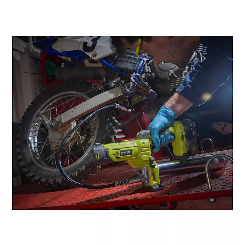 Ar akumulatoru darbināma smērvielu padeves ierīce R18GG-0 18V Ryobi (bez b