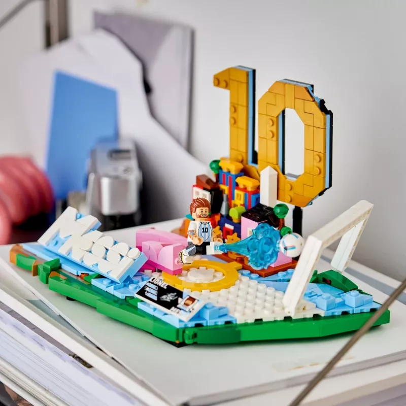 LEGO Editions Sports 43011 Lionels Mesi — futbola mirkļi