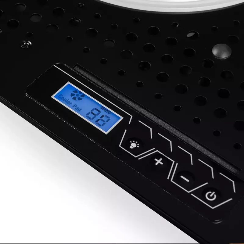 Dzesēšanas paliktnis Modecom MC-CF18 RGB 45.7 cm 2 ventilatori melns