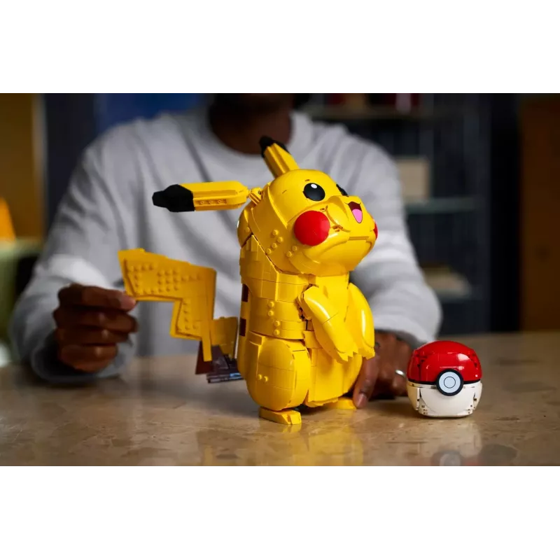 LEGO POKÉMON 72152 Pikachu and Poké Bumba