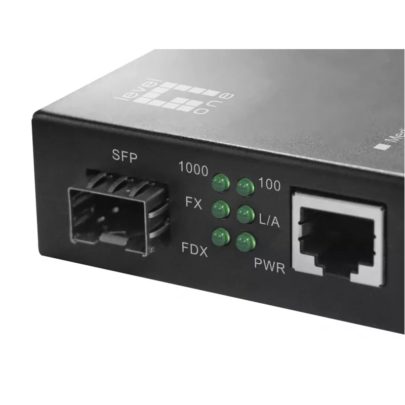 LevelOne RJ45 uz SFP Gigabit multivides pārveidotājs, PoE PSE