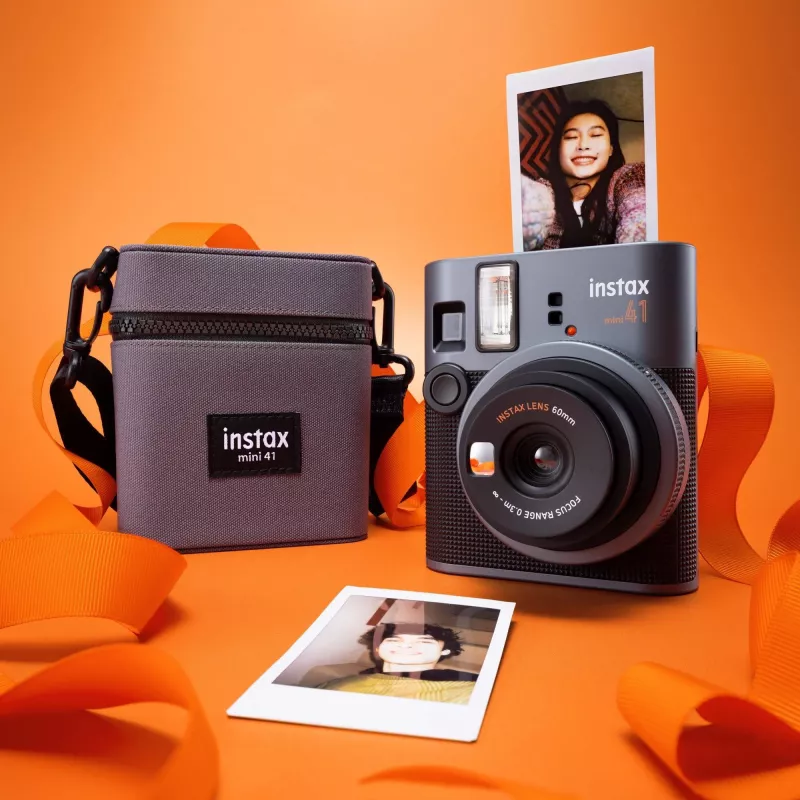 Fujifilm 70100167086 kameras soma Kompakta soma Melna