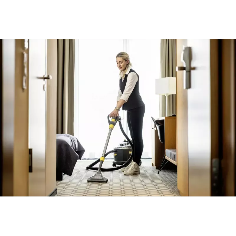 Walk-behind carpet cleaning machine Kärcher 1.101-702.0 Deep Melns pelēka dzeltena