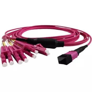 GRAFENTHAL GTOM4MPOU4LCU00500 InfiniBand optiskās šķiedras kabelis 5 m MPO 4x LC OFC