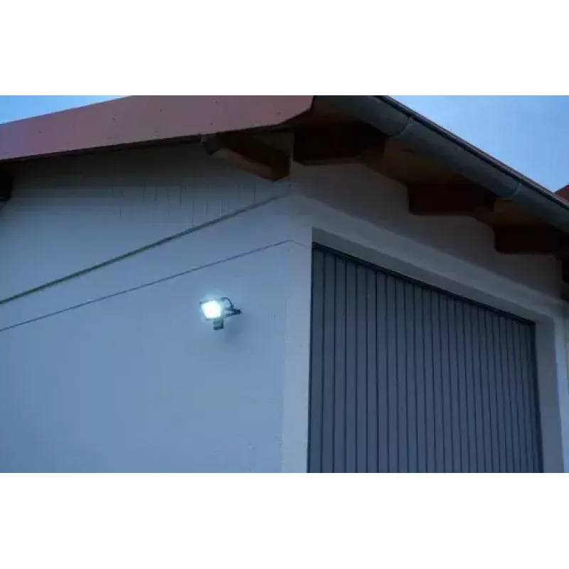 LED prožektors Brennenstuhl JARO 3060 P 20W 2300lm 6500K ar kustību sensoru