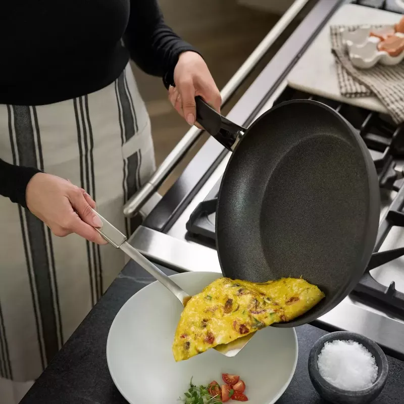 Universāla panna Fissler Adamant Classic apaļa 24 cm melna