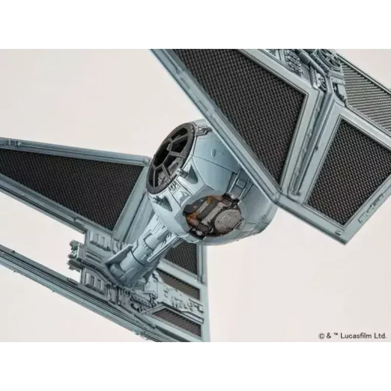 Plastmasas modeļa komplekts REVELL TIE Interceptor mērogā 1:72 – izstāžu modeļa salikšanas komplekts