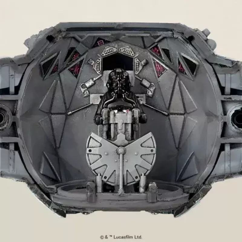 Plastmasas modeļa komplekts REVELL TIE Interceptor mērogā 1:72 – izstāžu modeļa salikšanas komplekts
