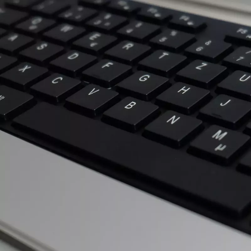 Tastatūra un pele iekļauta MediaRange MROS105