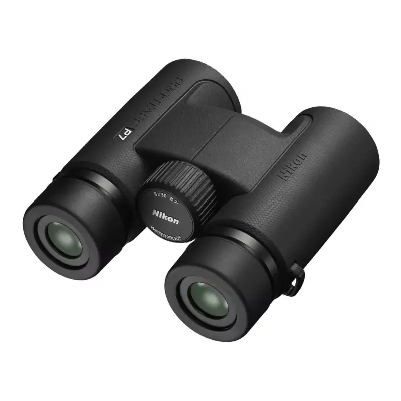 Binoklis Nikon Prostaff P7 8x30 Palielinājums 8x Objektīvs 3cm Melns