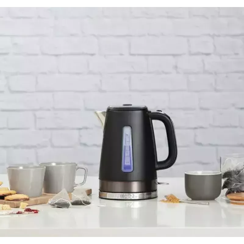 Elektriskā tējkanna Russell Hobbs 1,7 L 2400 W melna