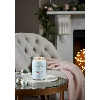 Vaska svece Yankee Candle North Pole Hideaway Zila 157mm 567g