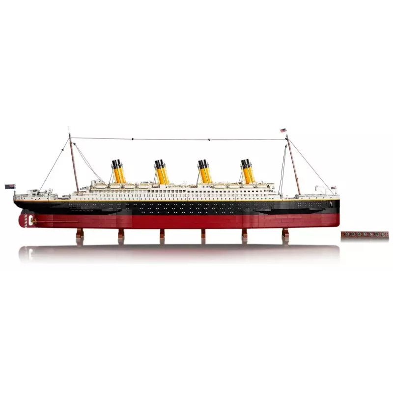 LEGO building set ICONS 10294 Titanic modeļa kopija — 9,090 gabali, 18+