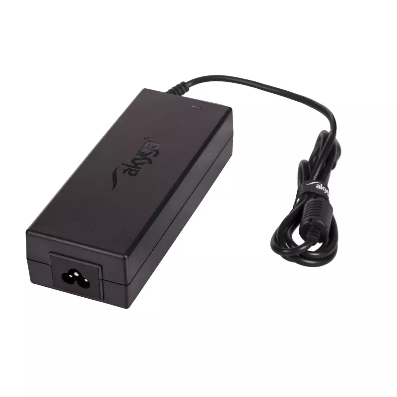 Strāvas adapteris/pārveidotājs Akyga AK-ND-73 — Iekštelpu 100 W, 100–250 V ieeja, 1,2 m kabelis, melns
