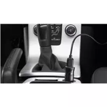 Auto lādētājs TOMTOM 9UUC.001.27 ar USB kabeli 7 collu navigācijas ierīcēm