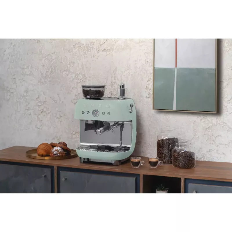 Espresso kafijas automāts Smeg 2.4L EGF03PGEU