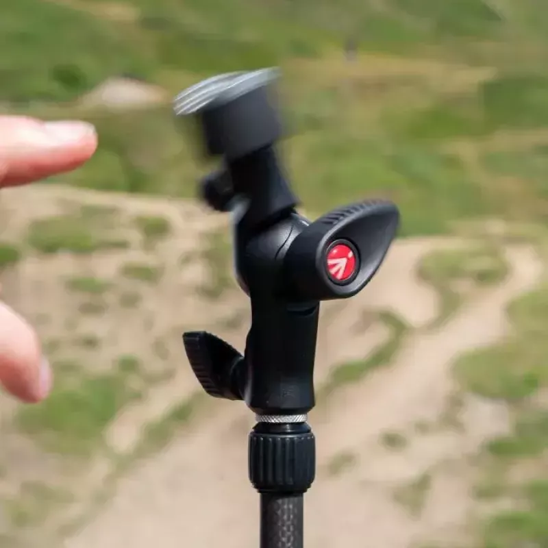 Manfrotto MLH1HS-2 aukstā kurpes slīpgalva ar gaismas savienojumu un lietussarga turētāju