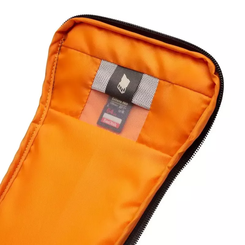 Kompakts futrālis Lowepro GearUp Creator Box M II melns pelēks