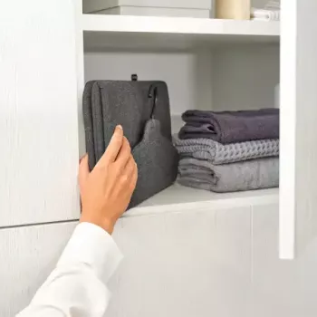 Saliekamais tvaika gludināmais dēlis BRABANTIA 40 x 85 cm, melns, piemērots tvaika gludeklim, svars 0,1 kg