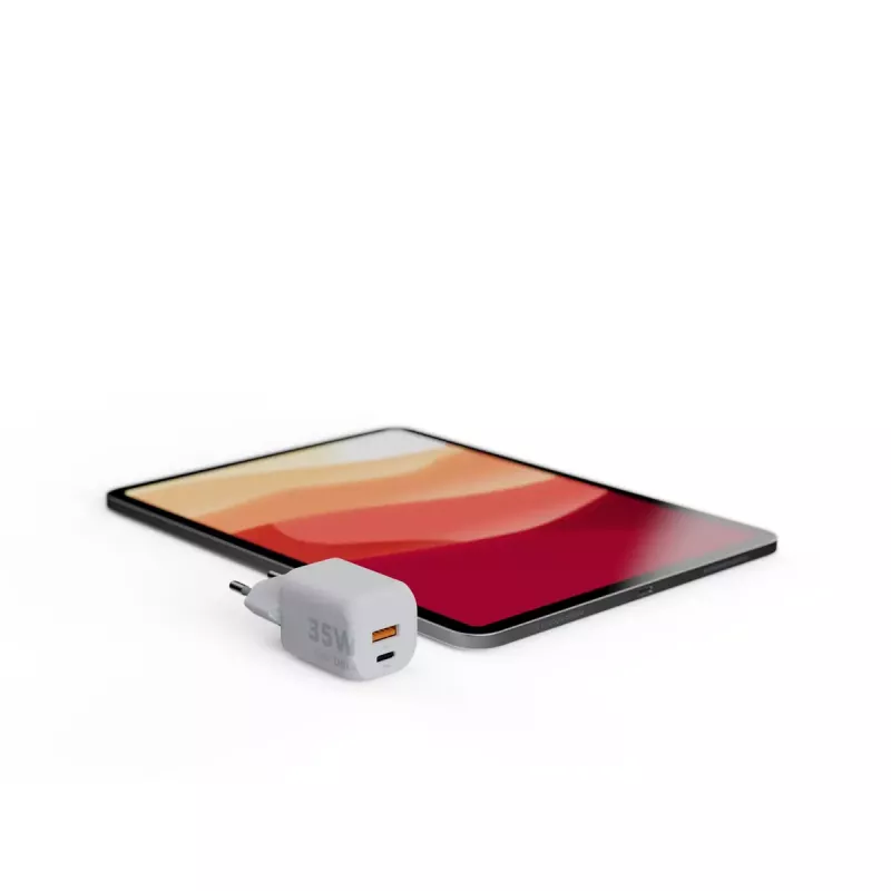 Wall Charger Xtorm 35W GaN² Ultra Indoor USB Type-C Fast Charging balta