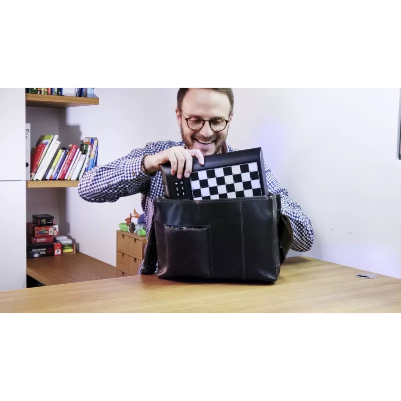 Millennium ChessGenius - Chess Compute