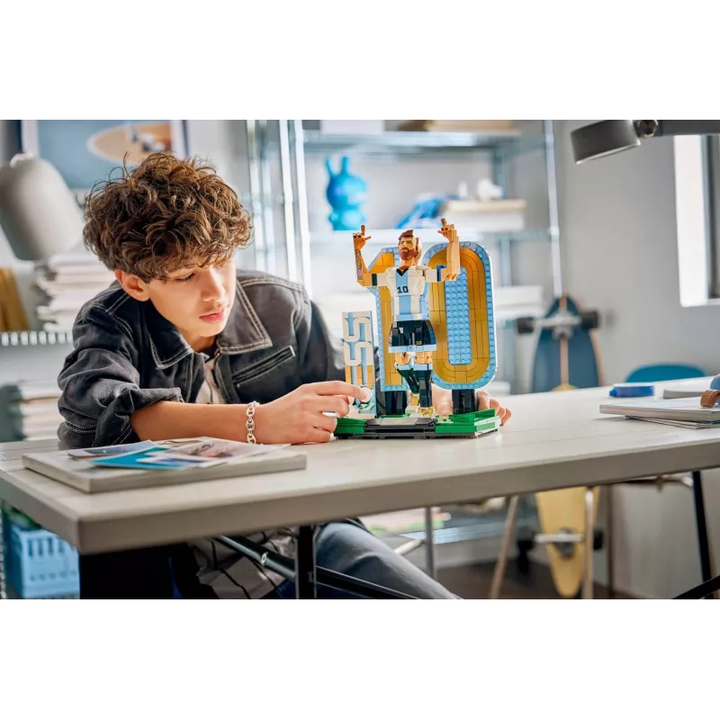 LEGO Editions Sports 43015 Lionels Mesi — futbola leģenda