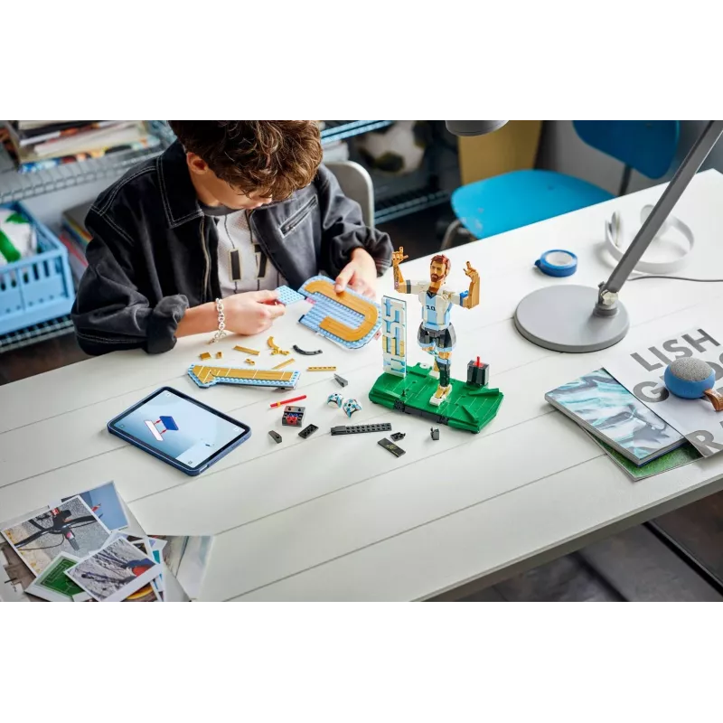 LEGO Editions Sports 43015 Lionels Mesi — futbola leģenda