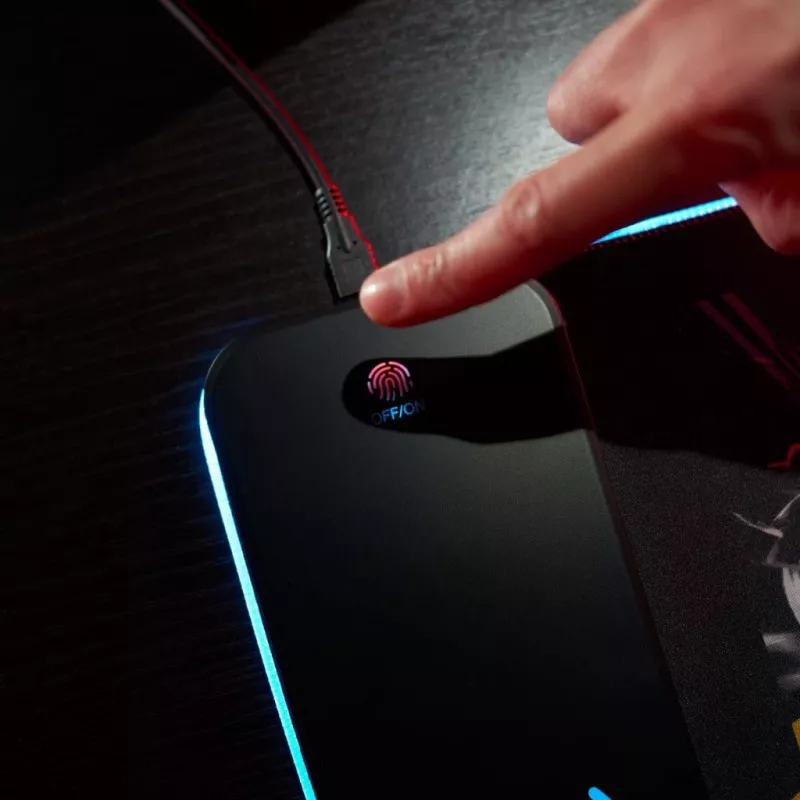 Numskull peļu paliktnis Mortal Kombat + bezvadu uzlāde 30x80cm