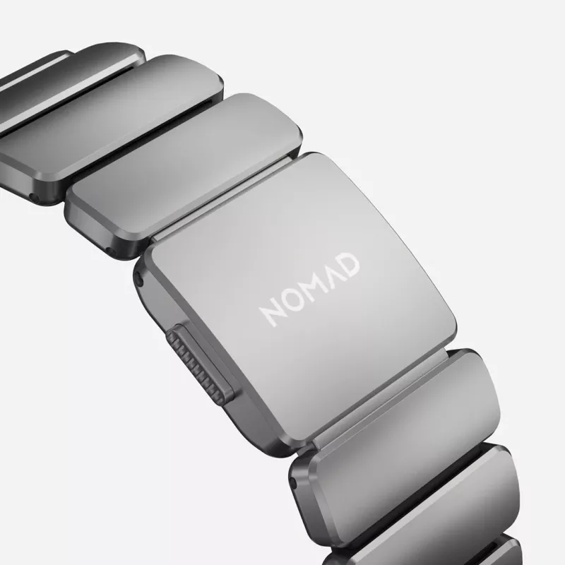 NOMAD Stratos Band - titāna aproce Apple Watch 49mm ar FKM (dabīgais titāns, melns FKM)