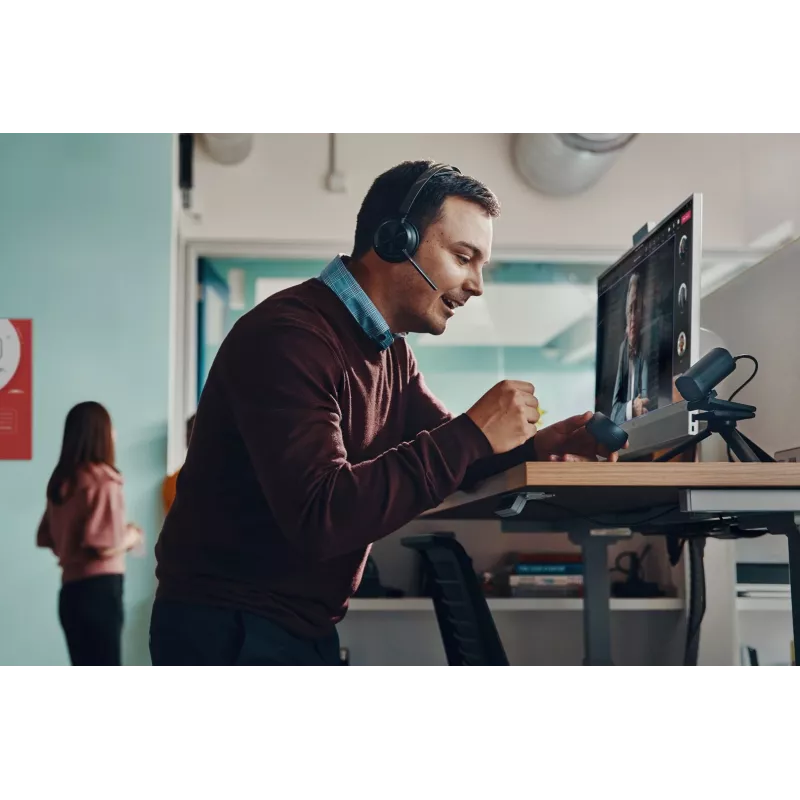Poly Voyager Focus 2 USB-A austiņu komplekts