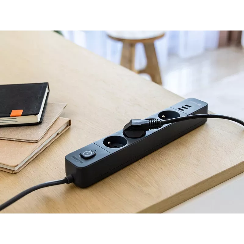 Tracer 47685 Power Line+ 5m (4 kontaktligzdas +3x USB A)