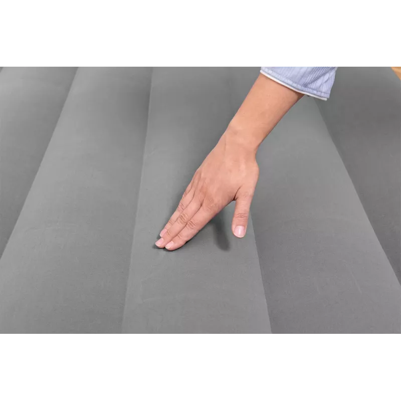 Bestway Tritech piepūšamais matracis Queen ar iebūvētu maiņstrāvas sūkni un pretmikrobu pārklājumu 2,03 m x 1,52 m x 46 cm
