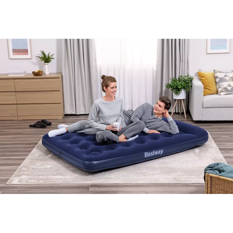 Bestway gaisa matracis pilna izmēra ar iebūvētu kājas sūkni 1,91 m x 1,37 m x 28 cm