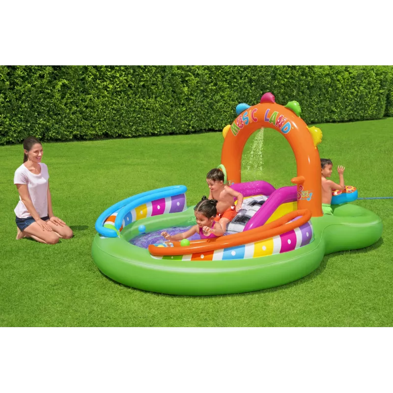 Bestway 9'8 collas x 6'3 collas x 54 collas/2,95 m x 1,90 m x 1,37 m Sing 'n Splash rotaļu centrs