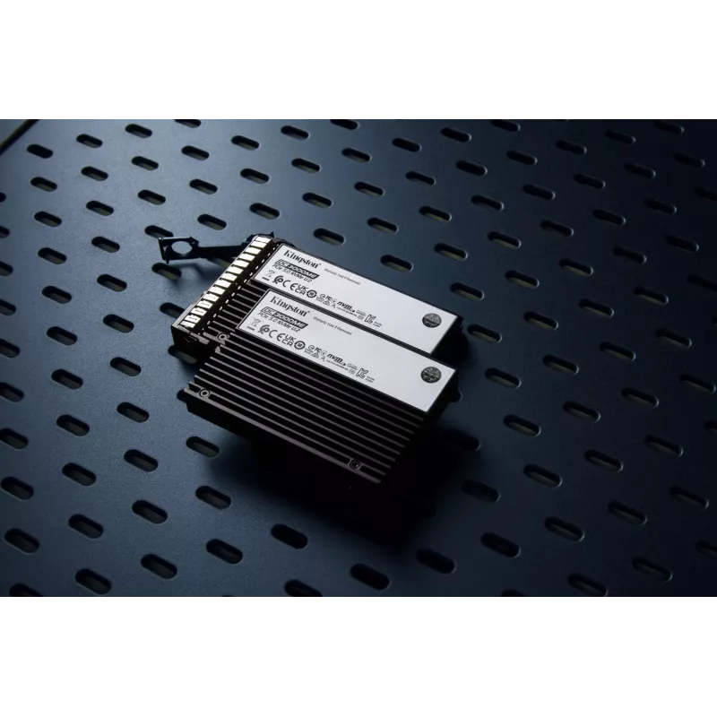 Kingston Technology 30.7TB DC3000ME U.2 PCIe 5.0 NVMe TCG Opal Enterprise SSD
