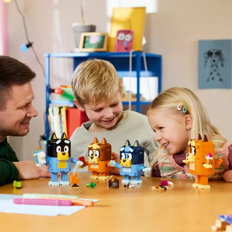 LEGO Bluey 11217 No klučiem būvēta Bluey ģimene (466 gab.)