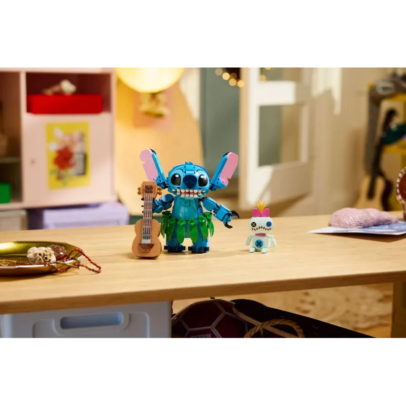 LEGO Disney 43296 Stitch & Scrump Būvēšanas Komplekts (713 Gabali)
