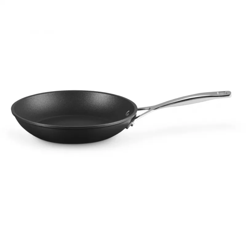 Le Creuset rūdīta nepiedegoša sekla panna, 28 cm, melna