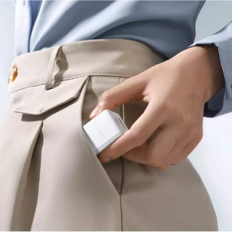 Baseus Palm 65W GaN5 USB-C ātrais lādētājs balts