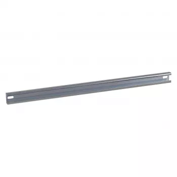 EFB Elektronik C-Profils 19 collu montāžai, 483 x 30 x 15 mm, spraugas platums 16 mm, 2 montāžas caurumi