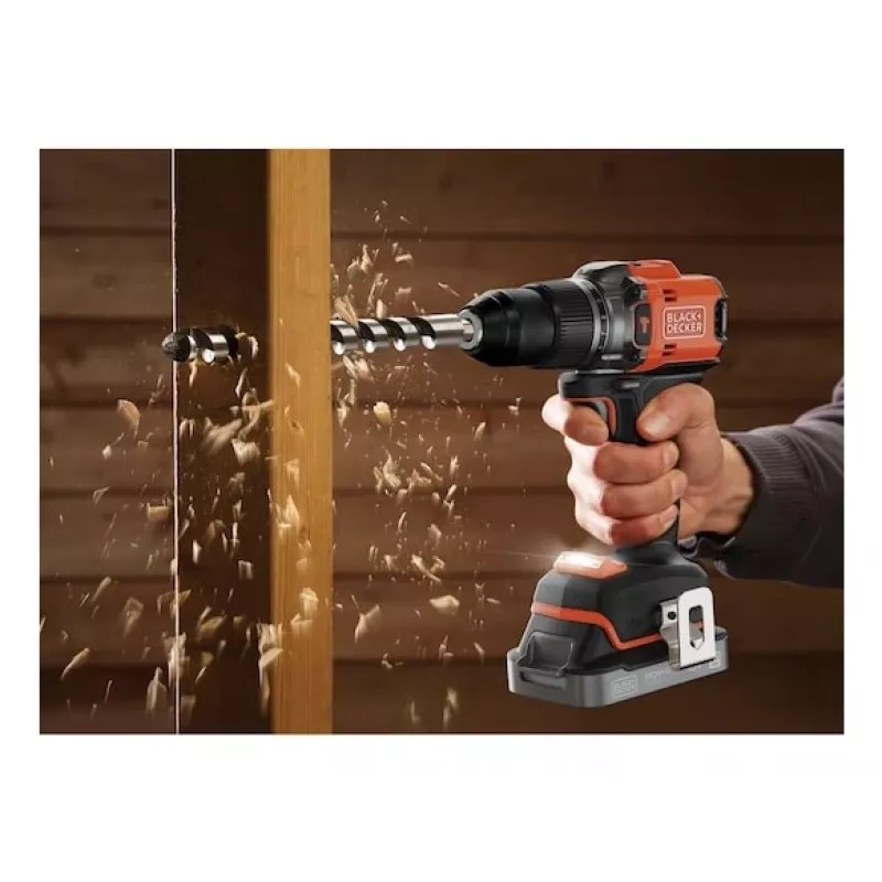 Black & Decker BLD683XN-XJ Vada triecienurbis 680W 13mm Atslēgas patrona 0-3000 RPM Melns/Oranžs