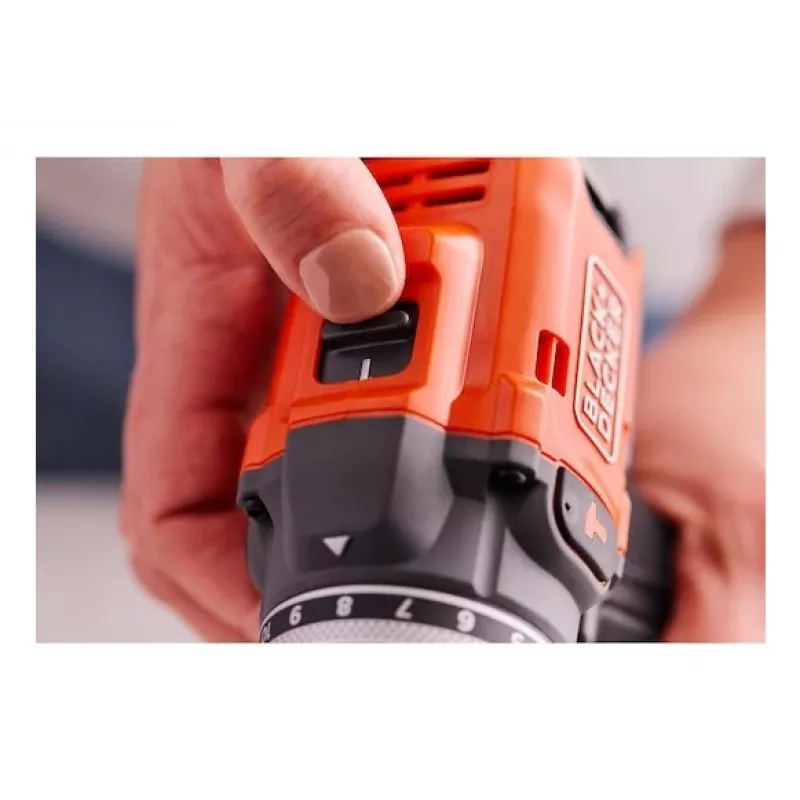 Black & Decker BLD683XN-XJ Vada triecienurbis 680W 13mm Atslēgas patrona 0-3000 RPM Melns/Oranžs