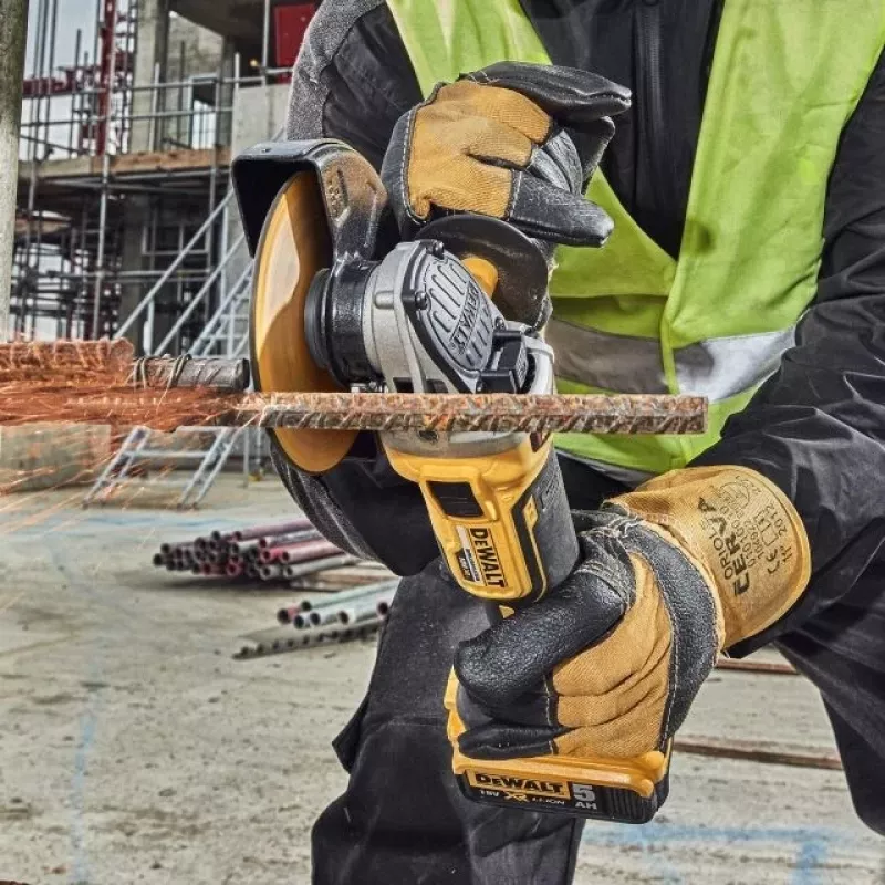 DEWALT DCK329P2T-QW 18V XR Bezvadu Kombinētais Komplekts: 2-Ātrumu Triecienurbis & Leņķa Slīpmašīna ar 2x 5.0Ah Akumulatoriem, Lādētāju un T-STAK II Maciņu