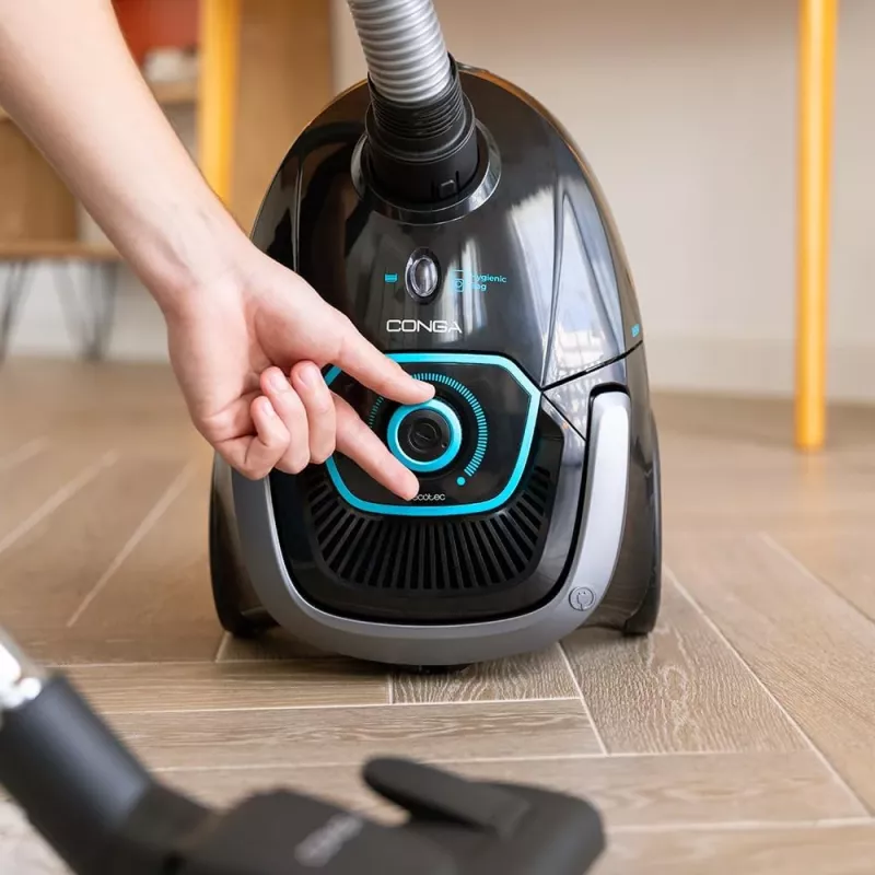 Cecotec Conga Powerbag 2500 Plus Putekļsūcējs ar maisiņu, cilindrisks, 850 W, 2.5 L putekļu tvertne, melns