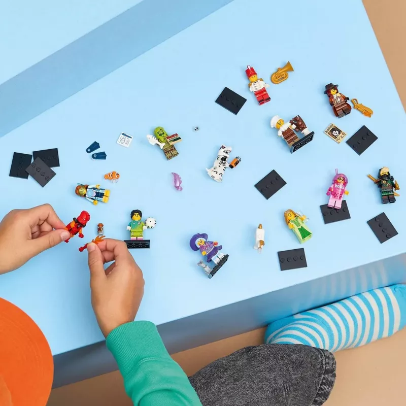 LEGO Minifigures 71052 Series 29 (Random Pack)