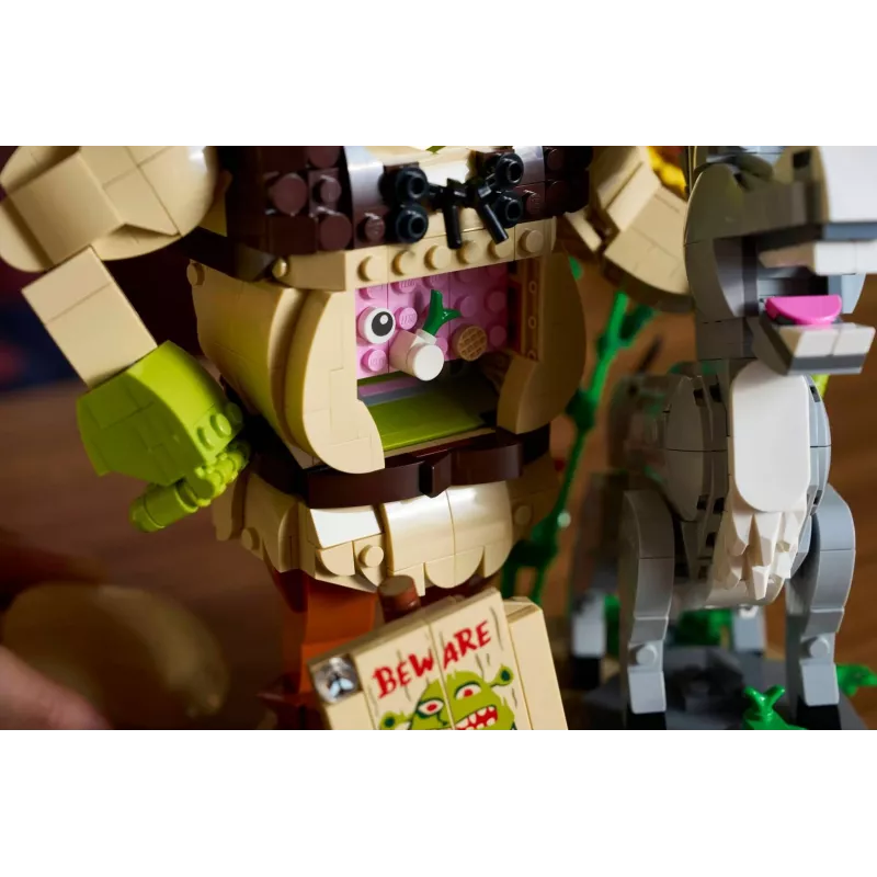 LEGO ICONS 72423 Šreks, Ēzelis un Runcis zābakos