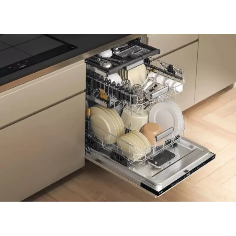Whirlpool W7IHT40T Pilnībā integrējama trauku mazgājamā mašīna, 14 trauku komplekti, Energoefektivitātes klase C, 40 dB, NaturalDry